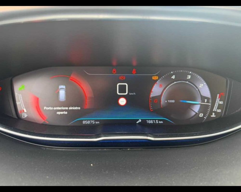 Peugeot 5008 usata a Bologna (9)