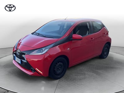 Toyota Aygo 1.0 VVT-i 69 CV 5 porte x-play del 2016 usata a Ragusa