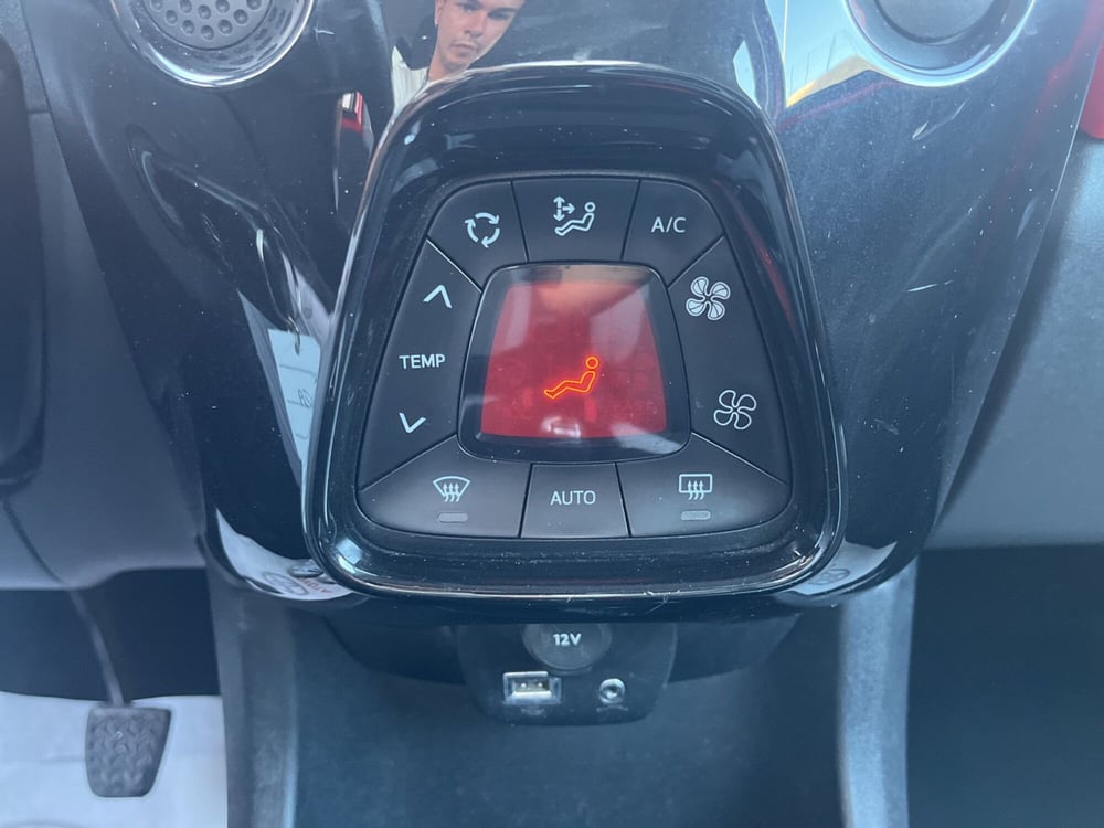 Toyota Aygo usata a Ragusa (13)