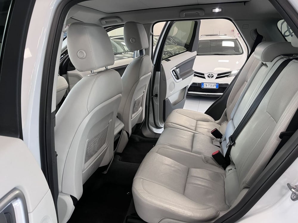 Land Rover Discovery Sport usata a Prato (10)
