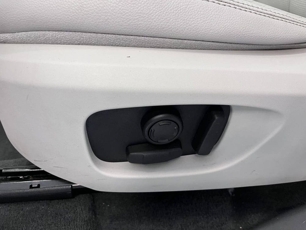 Land Rover Discovery Sport usata a Prato (18)
