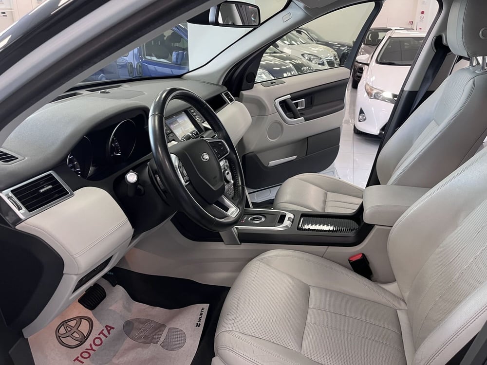 Land Rover Discovery Sport usata a Prato (7)