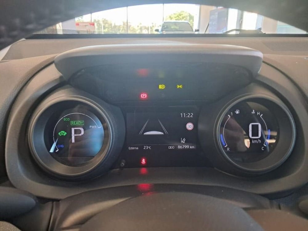Toyota Yaris Cross usata a Cagliari (16)