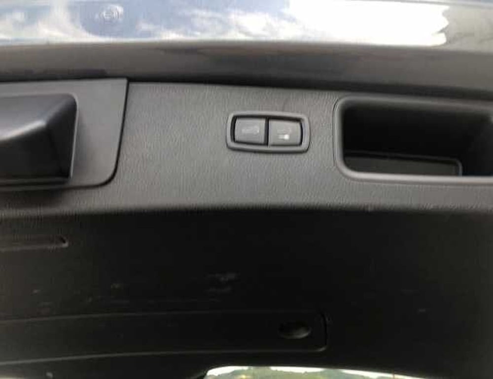 Porsche Macan usata a Lucca (10)