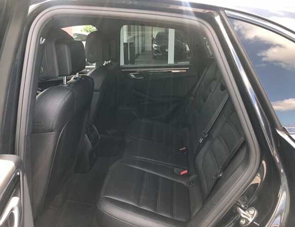 Porsche Macan usata a Lucca (11)
