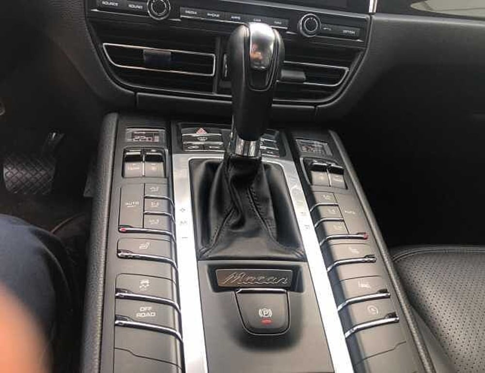 Porsche Macan usata a Lucca (15)