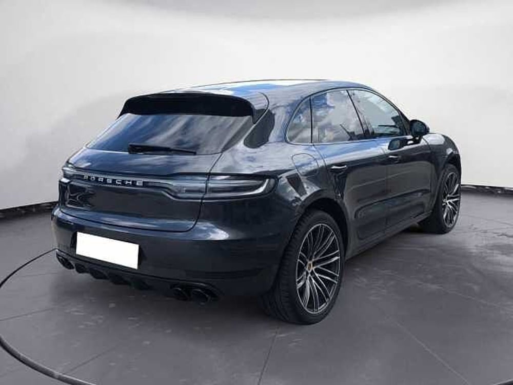 Porsche Macan usata a Lucca (2)