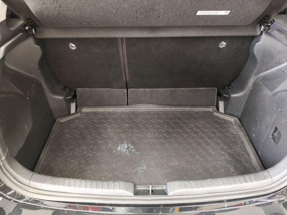 Toyota Yaris usata a Roma (12)