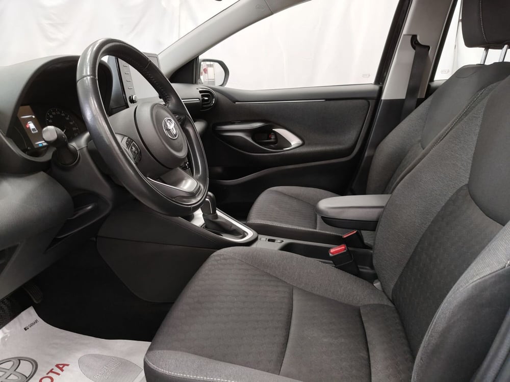 Toyota Yaris usata a Roma (13)