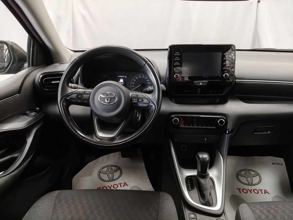 Toyota Yaris usata a Roma (9)