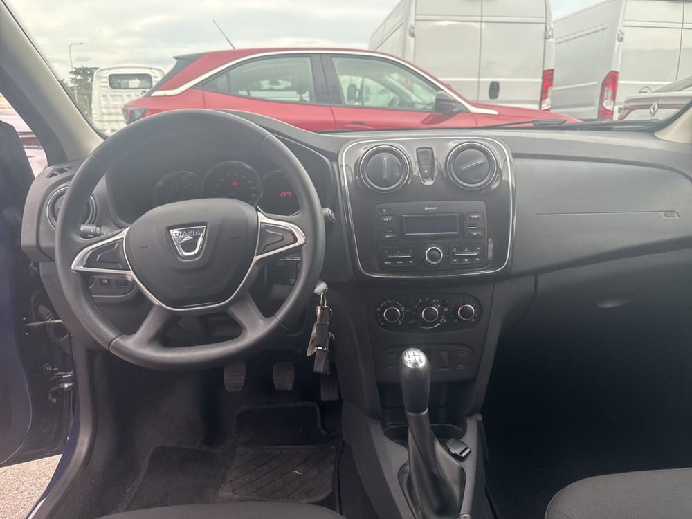 Dacia Sandero usata a Bologna (13)