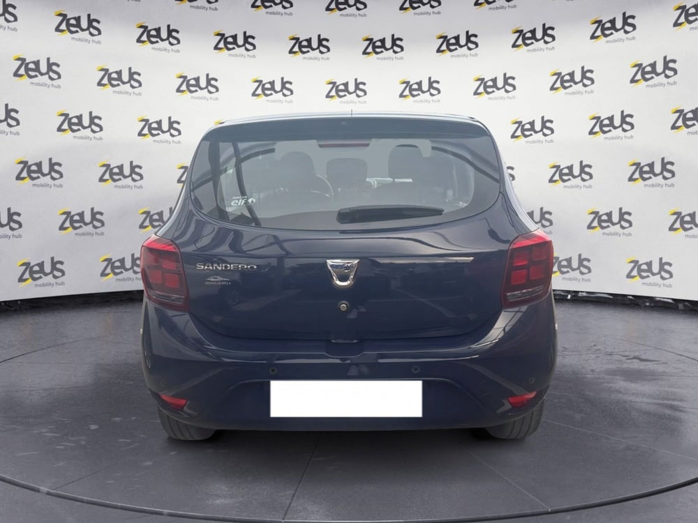 Dacia Sandero usata a Bologna (5)