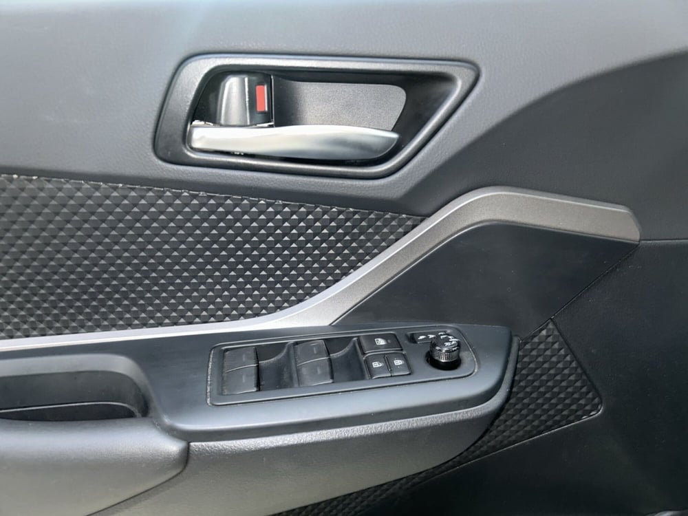 Toyota Toyota C-HR usata a Bologna (13)