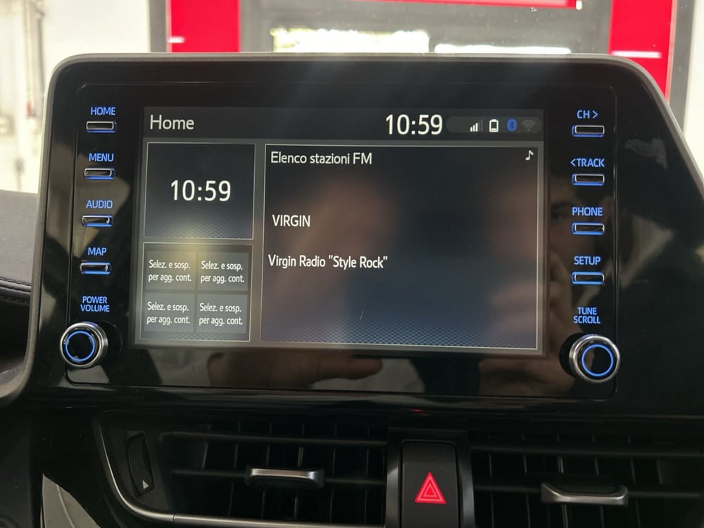 Toyota Toyota C-HR usata a Bologna (14)