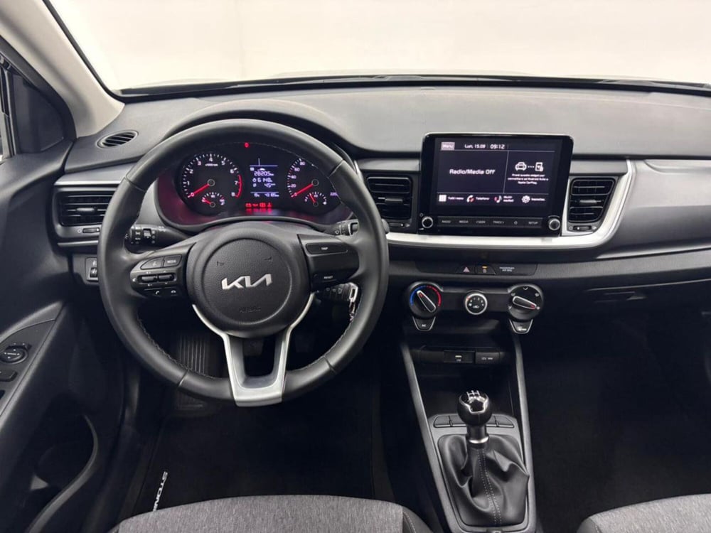 Kia Stonic usata a Como (10)
