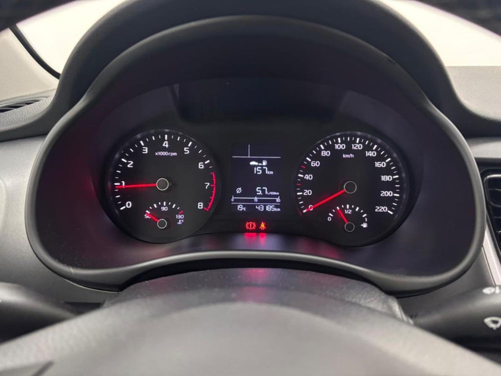 Kia Stonic usata a Como (11)