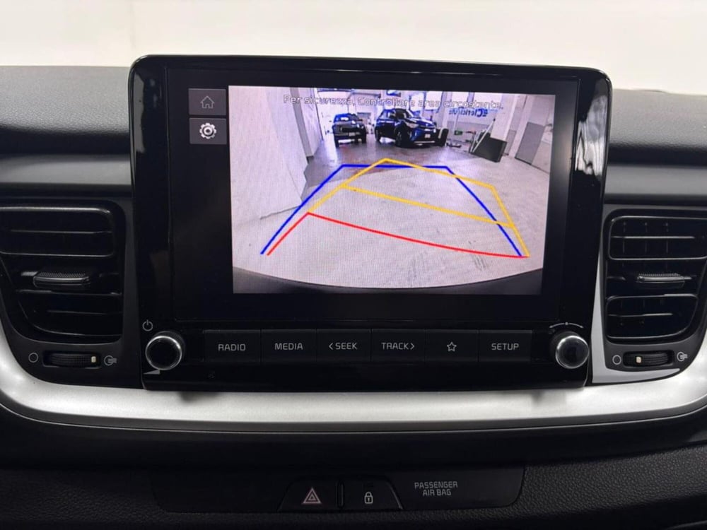 Kia Stonic usata a Como (13)