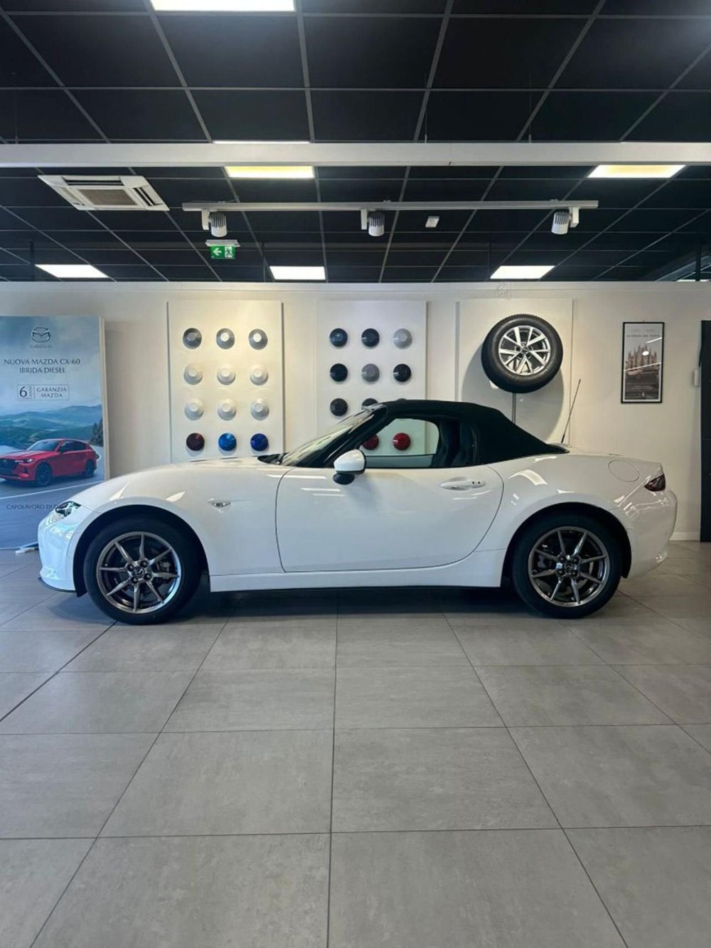 Mazda MX-5 usata a Como (2)