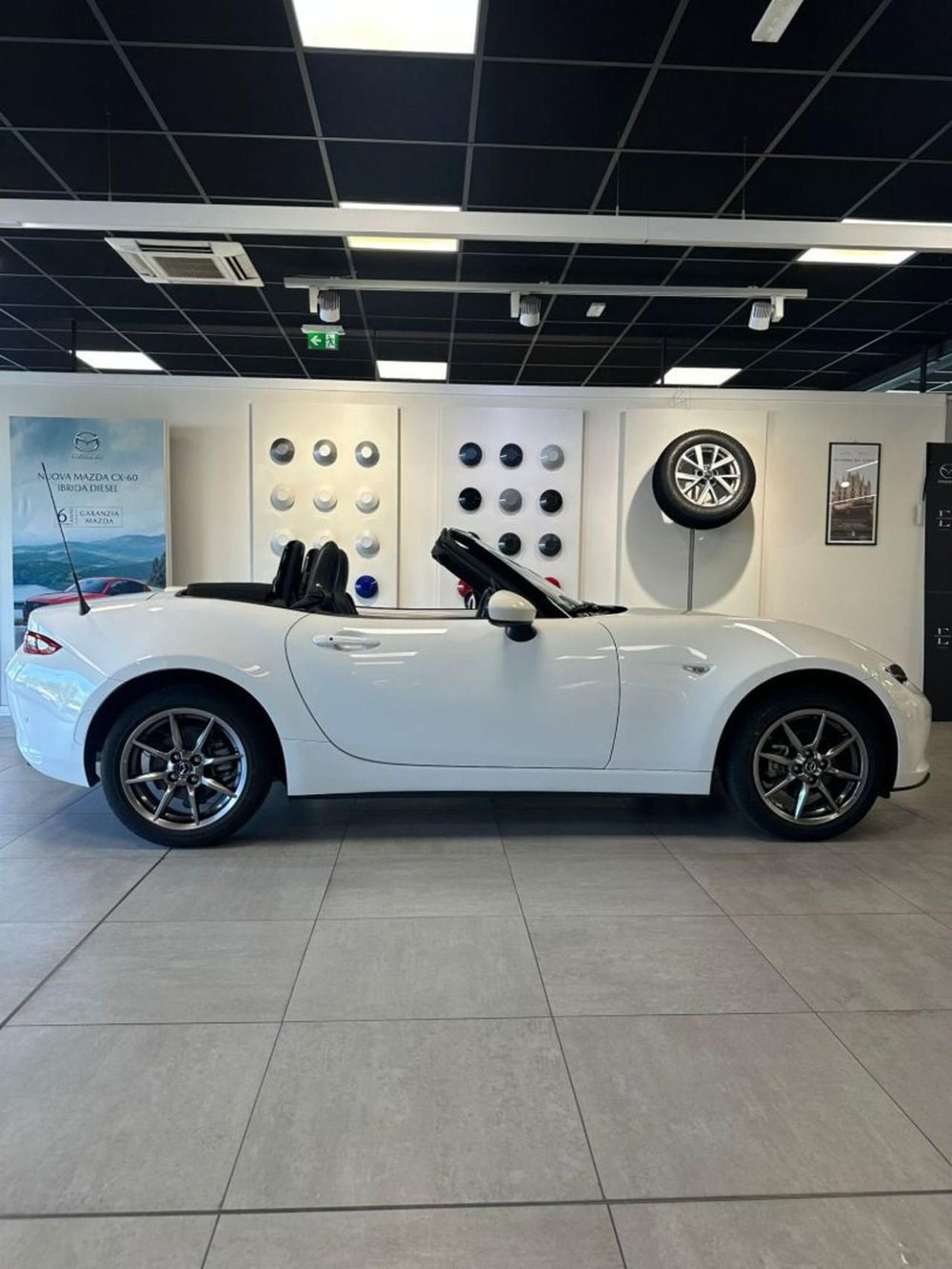 Mazda MX-5 usata a Como (5)
