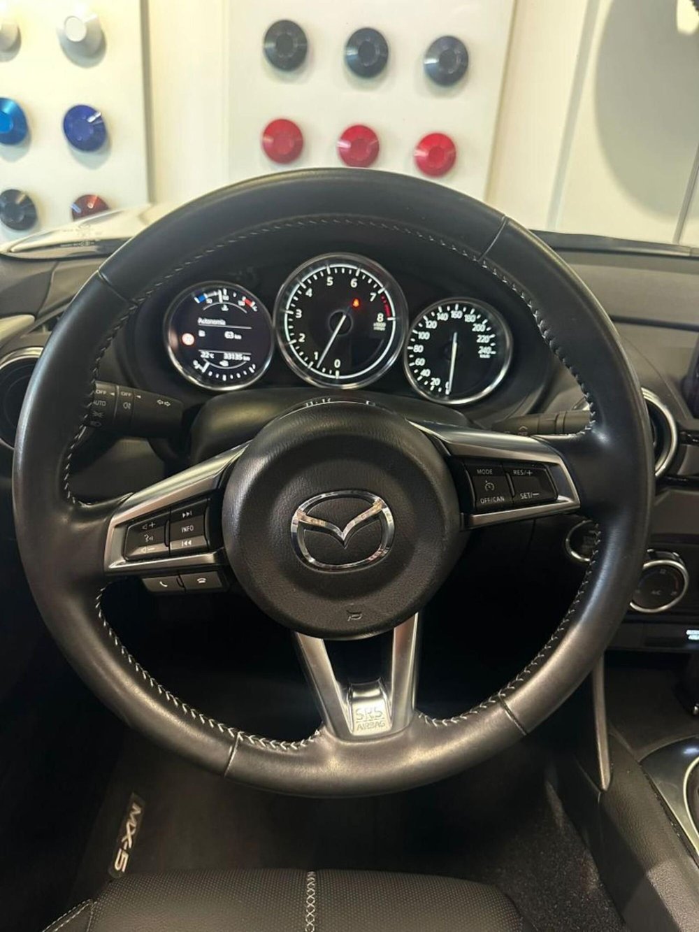 Mazda MX-5 usata a Como (9)