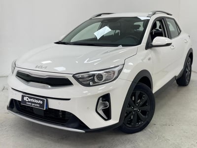 Kia Stonic 1.0 T-GDi 100 CV MHEV iMT Style del 2021 usata a Lurate Caccivio