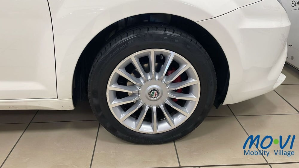 Alfa Romeo MiTo usata a Torino (16)
