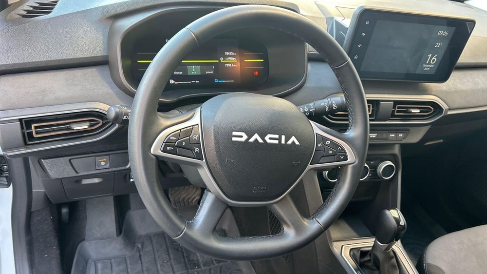 Dacia Jogger usata a Parma (17)