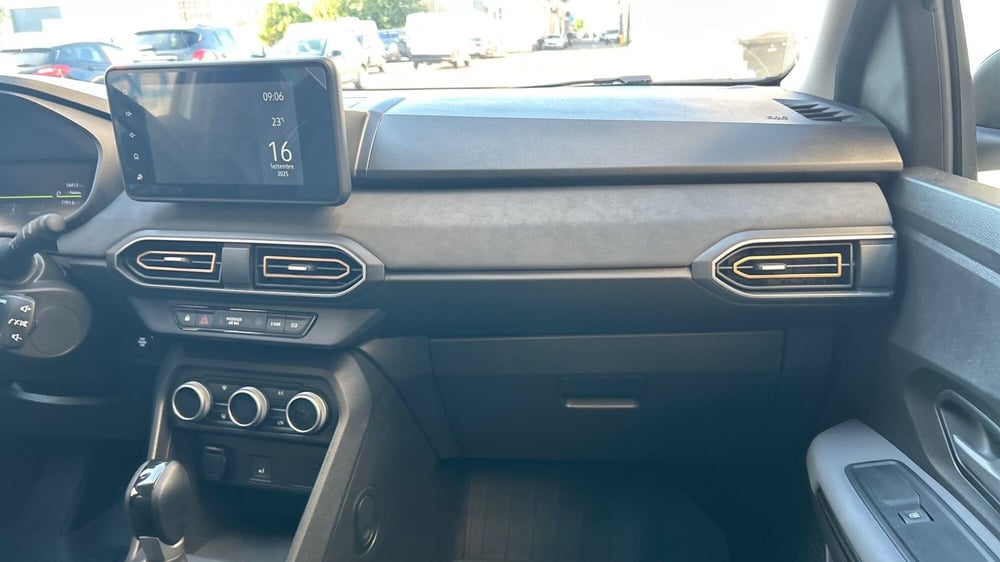 Dacia Jogger usata a Parma (9)