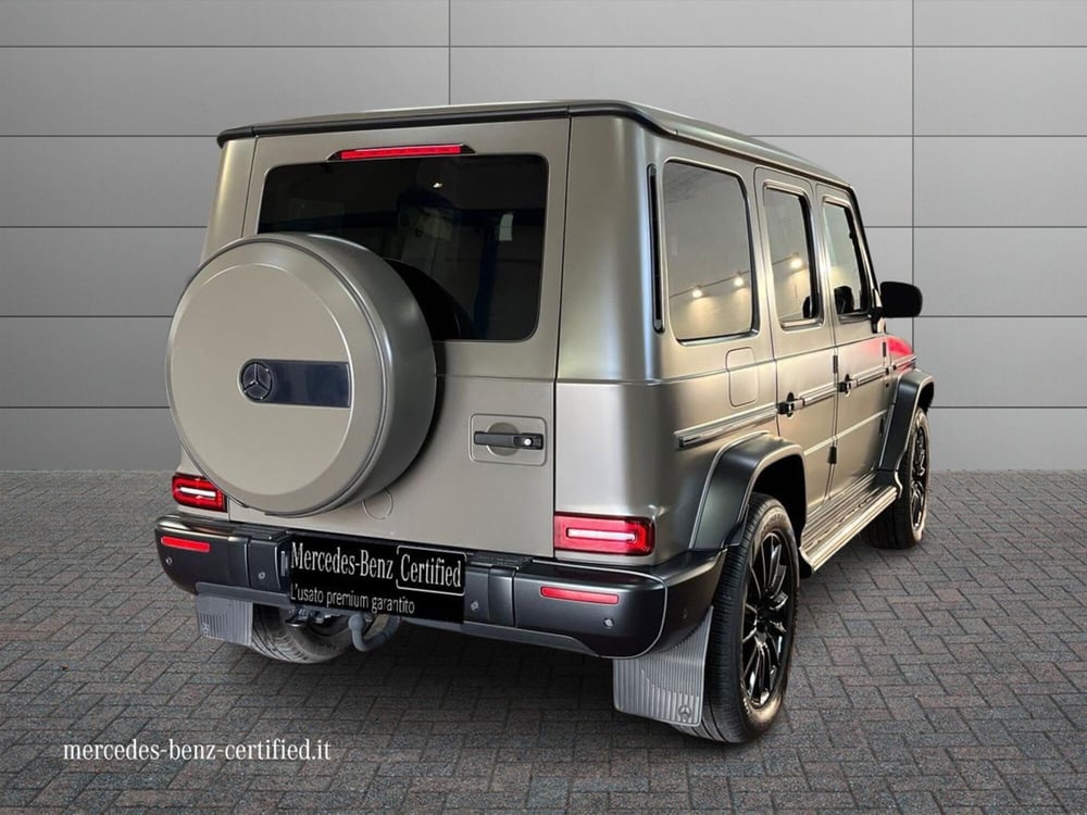 Mercedes-Benz Classe G usata a Bari (19)