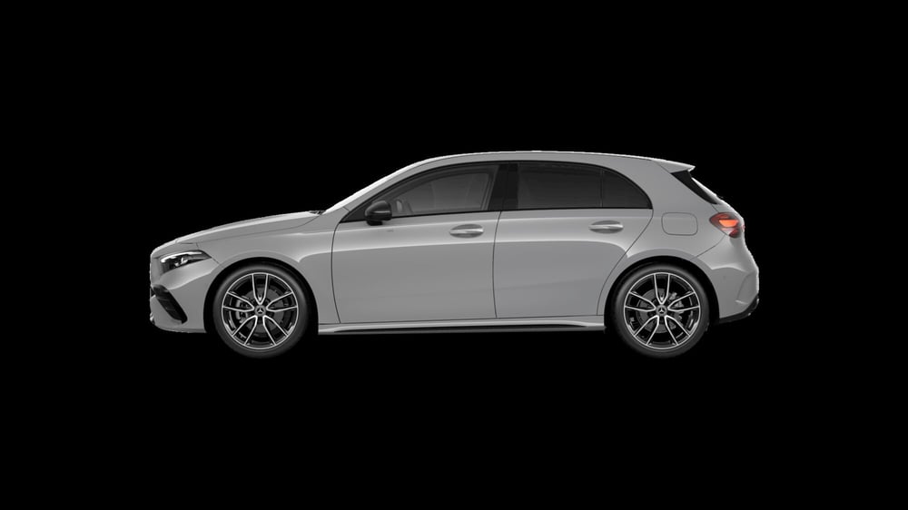 Mercedes-Benz Classe A nuova a Milano (2)
