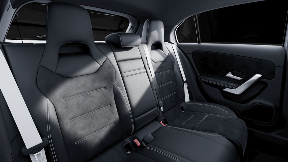 Mercedes-Benz Classe A nuova a Milano (6)