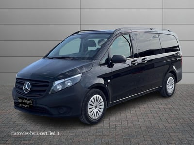 Mercedes-Benz Vito tourer 116 cdi long Pro 9G-tronic del 2022 usata a Bari