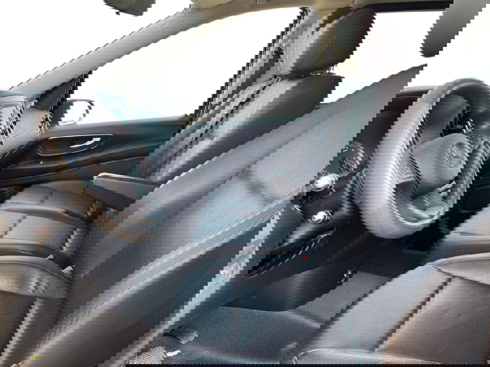 Mercedes-Benz Vito usata a Bari (10)