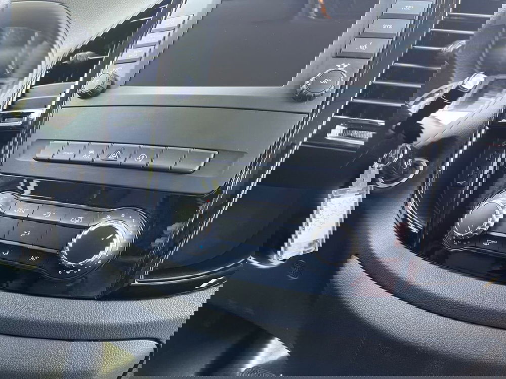 Mercedes-Benz Vito usata a Bari (14)