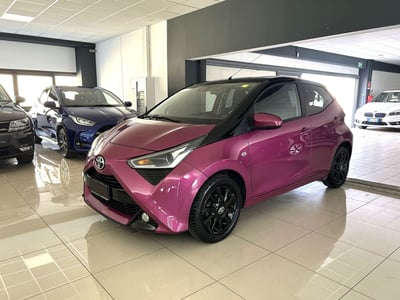 Toyota Aygo 1.0 VVT-i 72 CV 5 porte x-play del 2019 usata a Ferrara