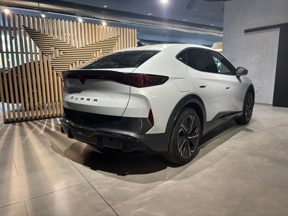 Cupra Tavascan nuova a Ferrara (5)