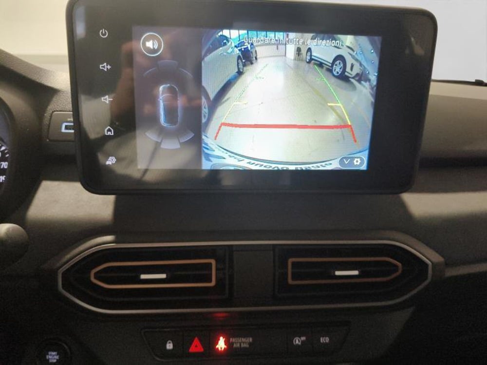 Dacia Sandero Stepway usata a Genova (16)
