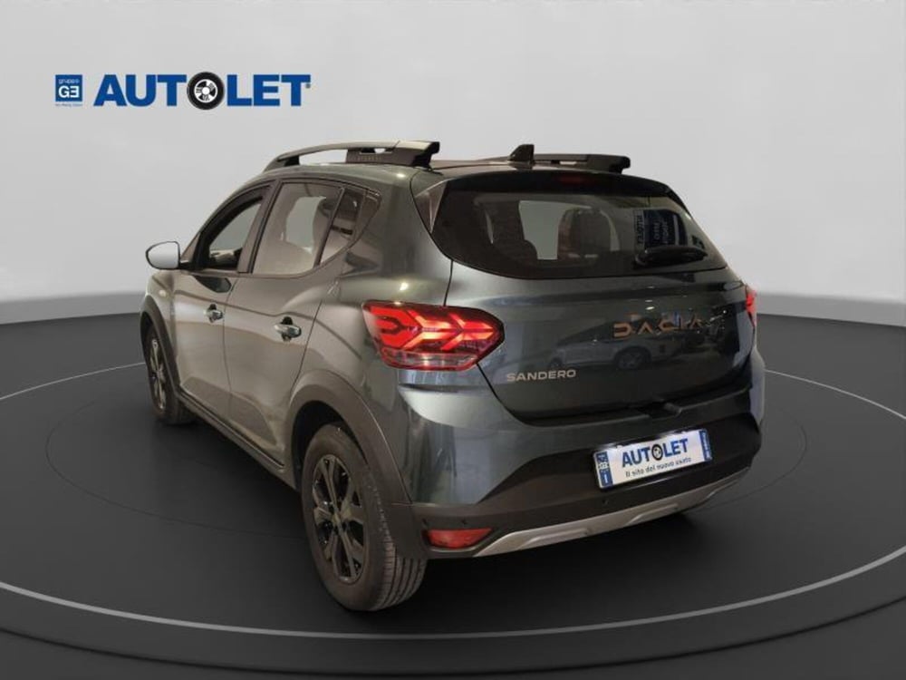 Dacia Sandero Stepway usata a Genova (8)