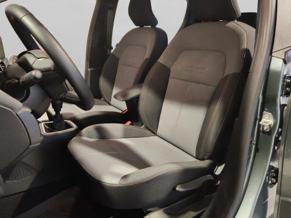 Dacia Sandero Stepway usata a Genova (9)