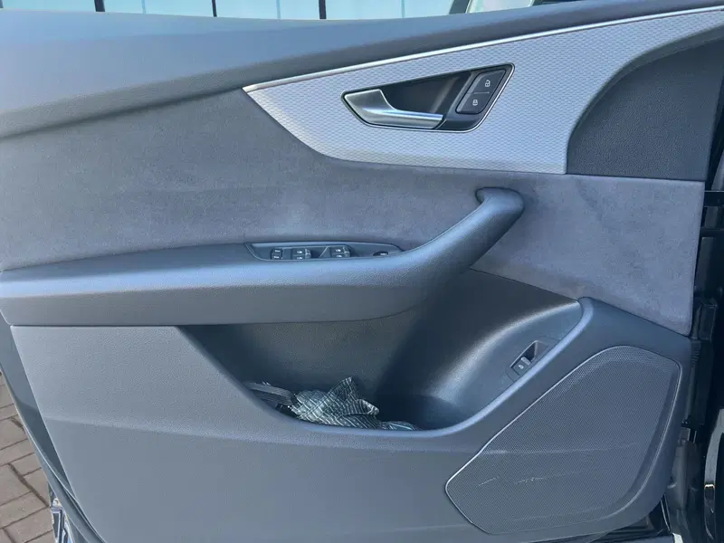 Audi Q8 usata a Cosenza (12)