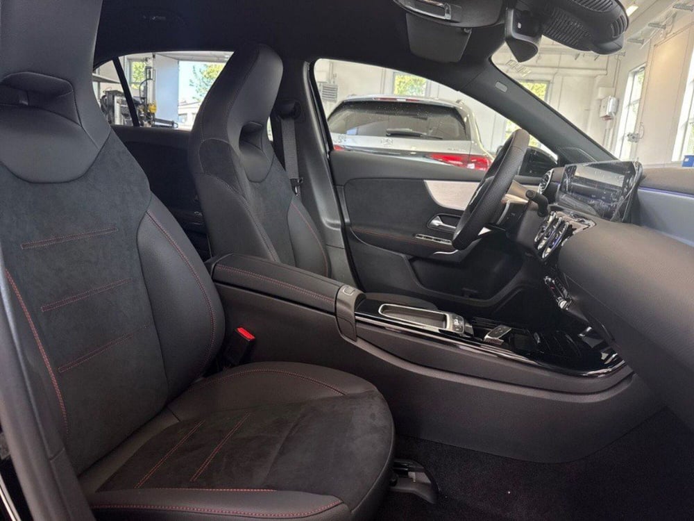 Mercedes-Benz Classe A Sedan nuova a Rimini (14)