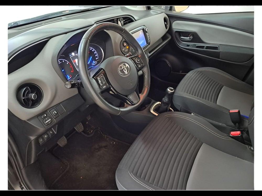 Toyota Yaris usata a Siena (11)