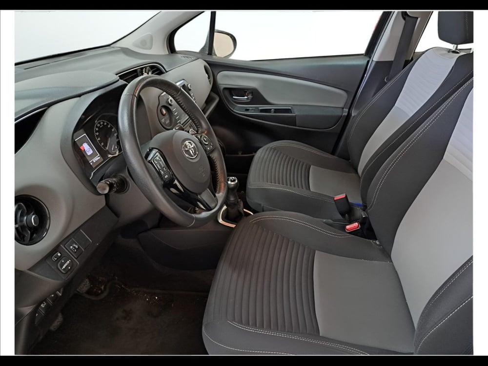 Toyota Yaris usata a Siena (13)