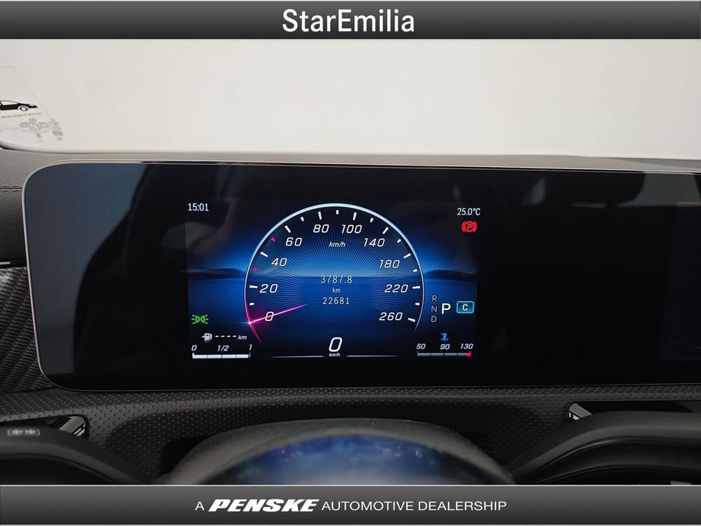 Mercedes-Benz CLA Shooting Brake usata a Bologna (15)