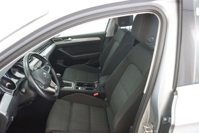 Volkswagen Passat Variant usata a Torino (9)