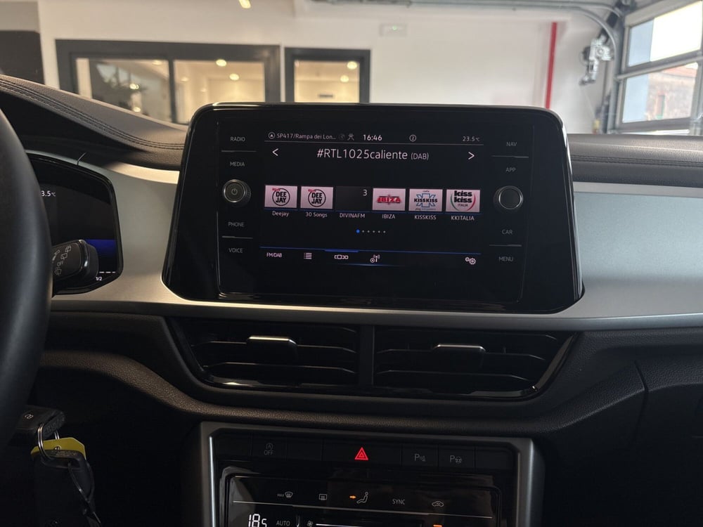 Volkswagen T-Roc usata a Salerno (14)
