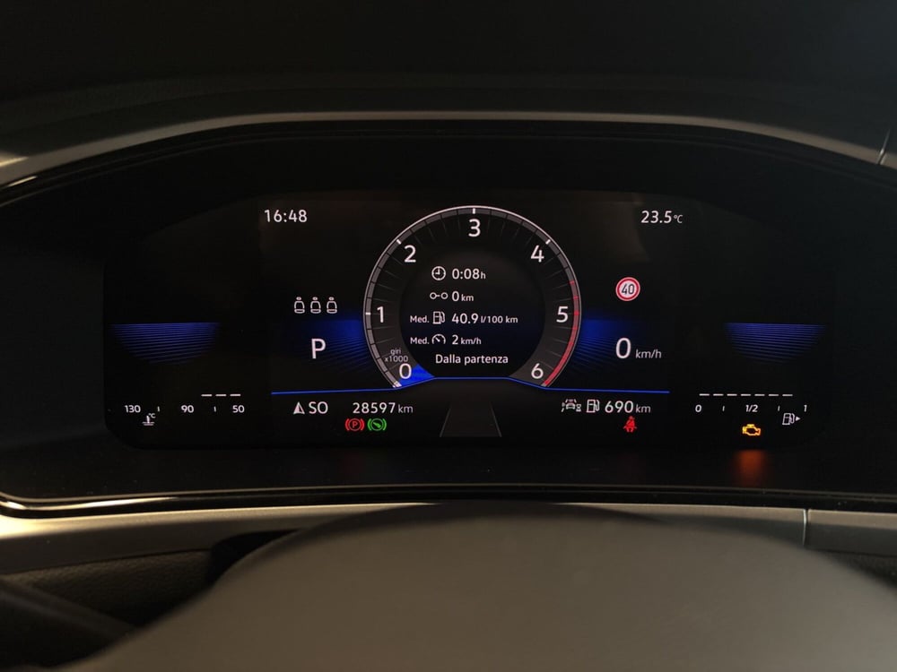 Volkswagen T-Roc usata a Salerno (15)