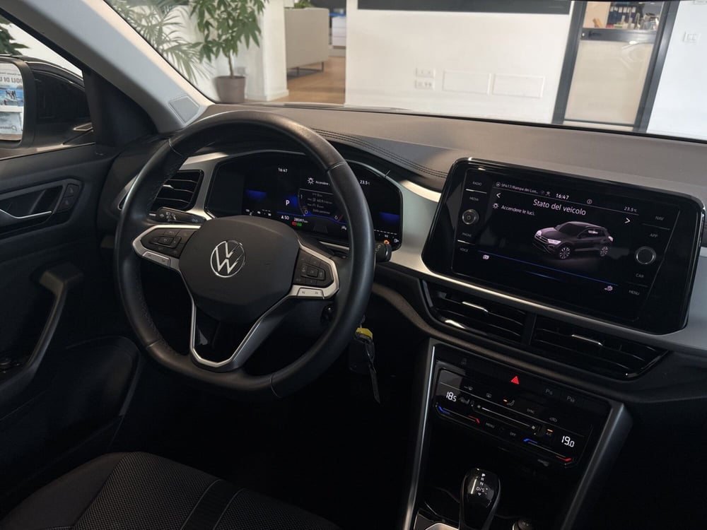 Volkswagen T-Roc usata a Salerno (16)