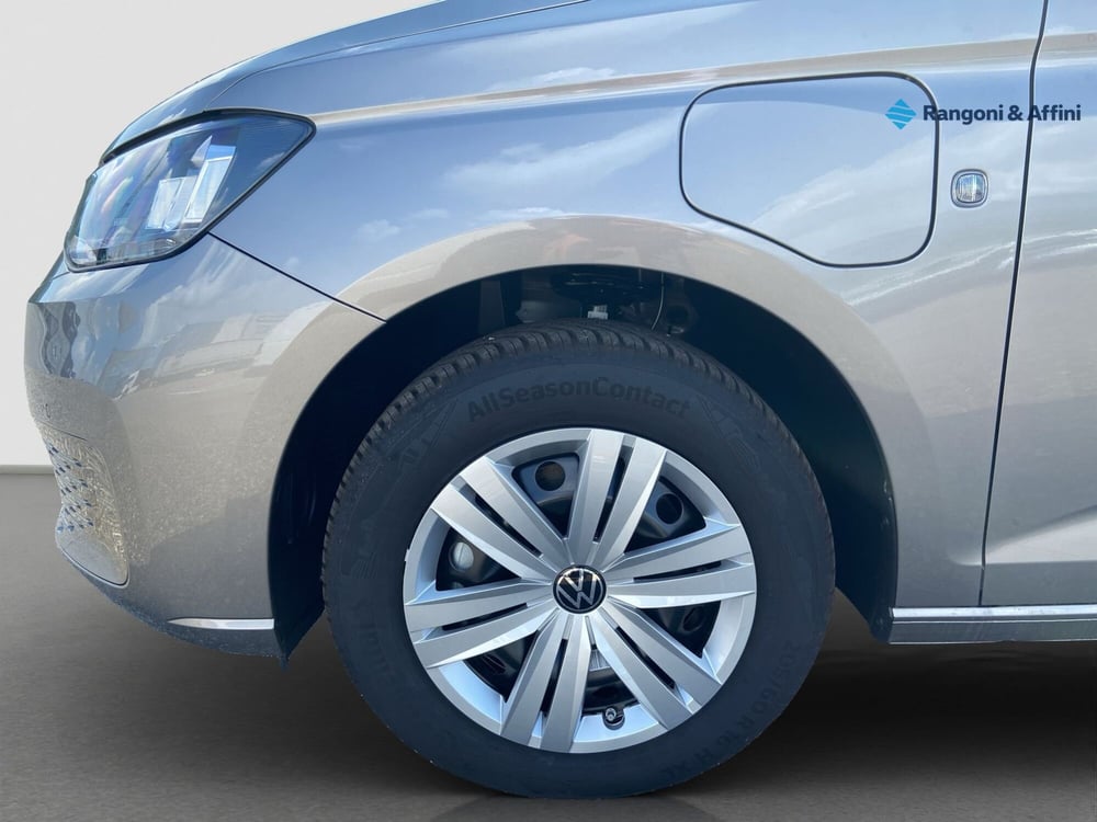 Volkswagen Caddy nuova a Mantova (9)