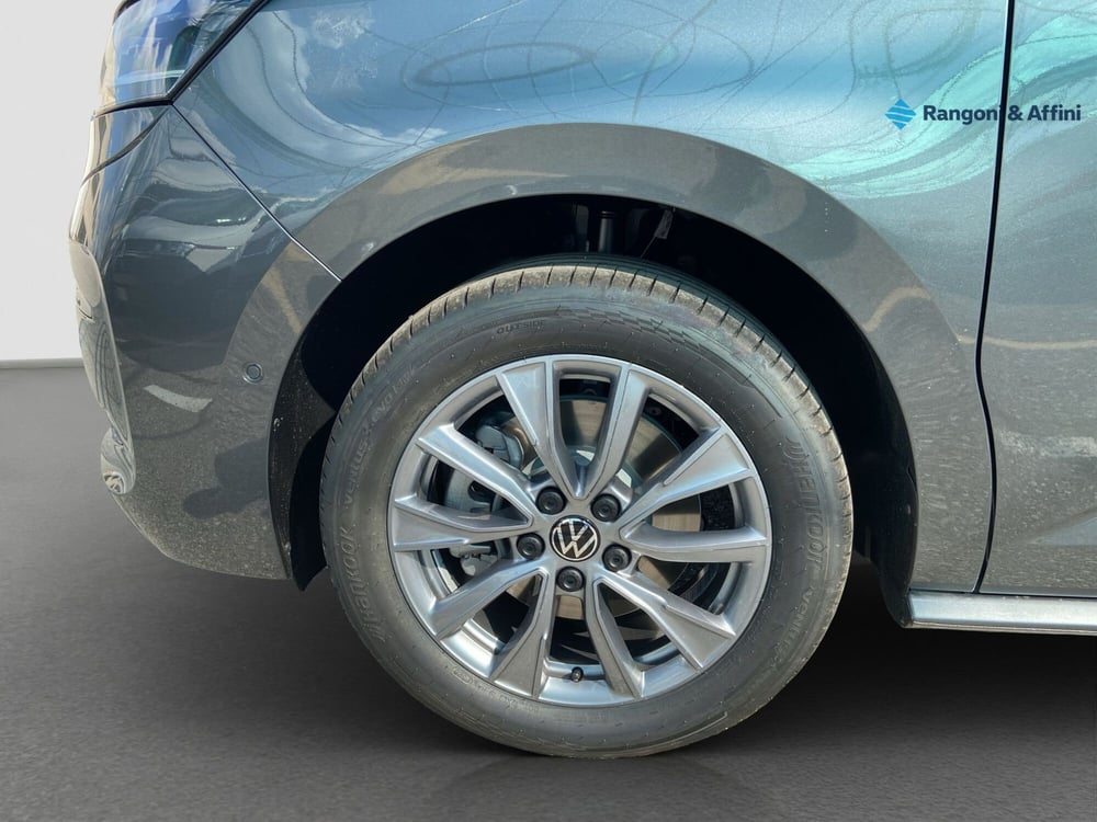Volkswagen Multivan nuova a Mantova (9)